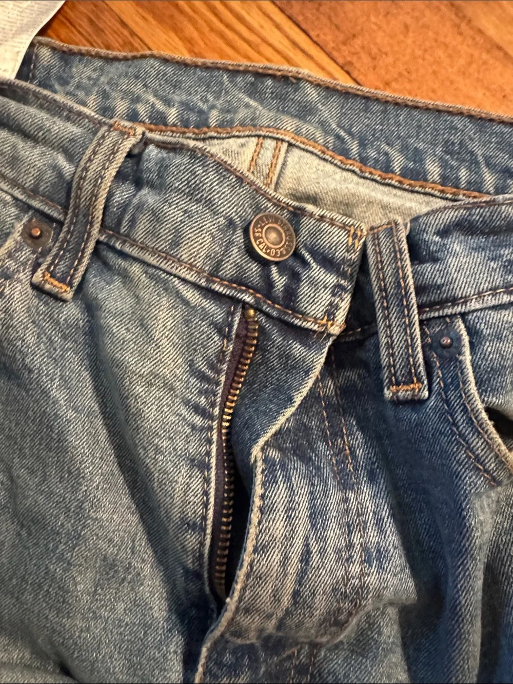Levi’s 505 Classic Blue Men's Straight-Leg Jeans 32x32